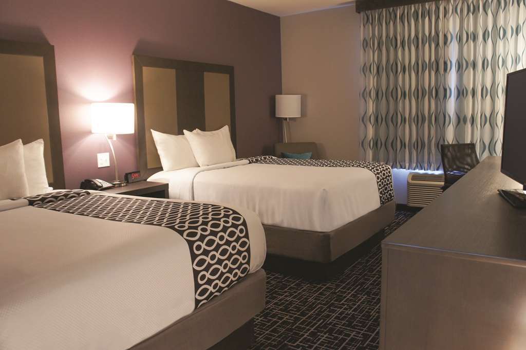La Quinta By Wyndham Weatherford Ok Номер фото